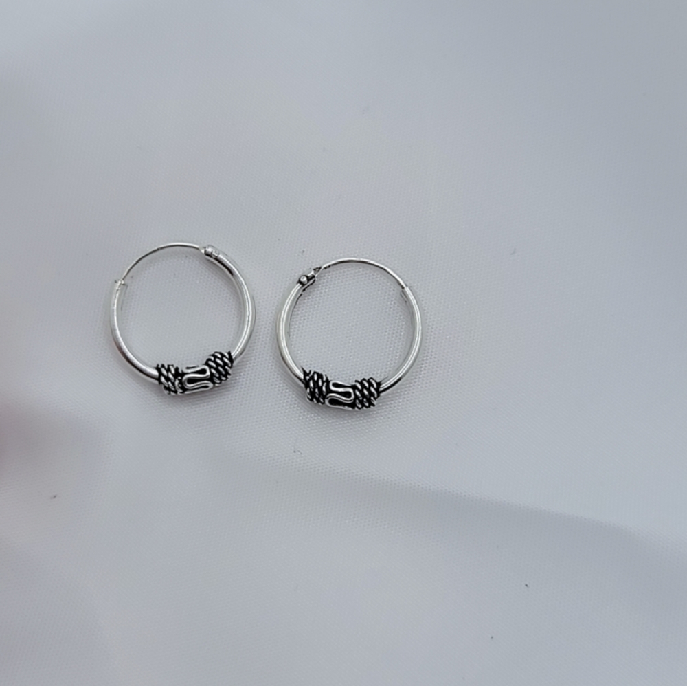 925 Sterling Silver 10mm Hoop Earrings